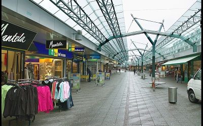 Shopping Mall Boven ‘t IJ Shop with Locals